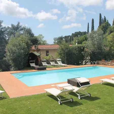 Hébergement de vacances Via Del Barsantino 18 *
